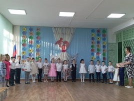 Мамин праздник в разновозрастной группе № 3 Мамин праздник в разновозрастной группе № 3.